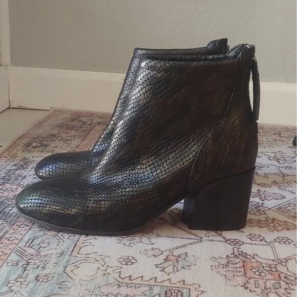 Colo Urian Leather Snakeskin Boots Booties Sz 8.5 - Picture 1 of 16